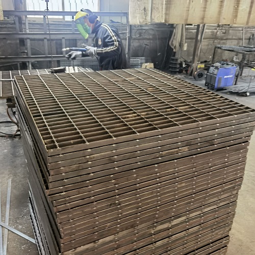 鋼格柵鋼格板價(jià)格如何與使用場景匹配詳解