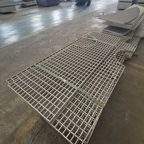 鋼格板重量計(jì)算指南：如何精準(zhǔn)估算采購(gòu)成本？