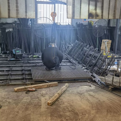 外行看熱鬧，內(nèi)行看門道！鋼格柵的正確打開方式